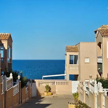 Leandros Апартаменти *